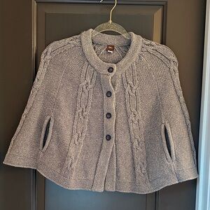 Tea Collection Charcoal‎ Button-Up Knit Cape Size L